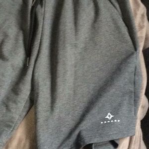 Mens 95% cotton workout shorts Renard with pockets